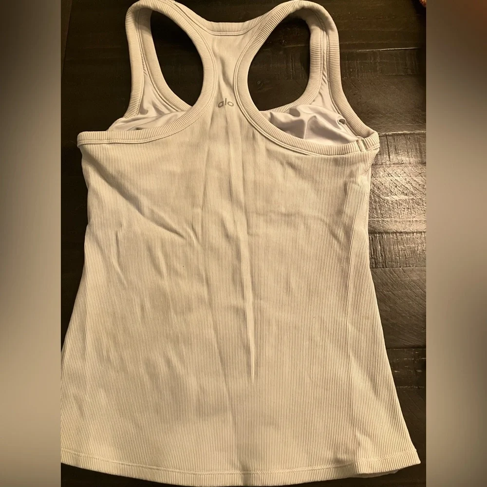 ALO - Tank - Built In Bra - Picture 2 of 4